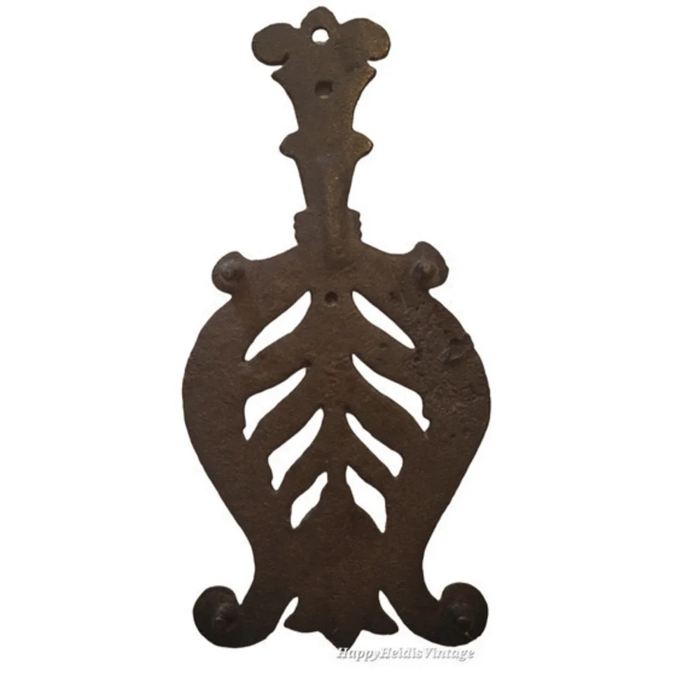 Antique‎ Raised Iron Trivet Pot stand Tulip Floral Pattern Wall Décor Kitchen